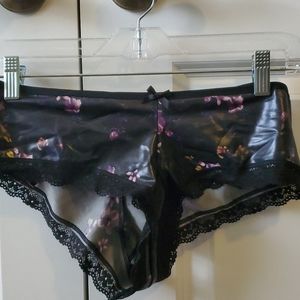 NWT Victoria's Secret Very Sexy Cheeky Panties